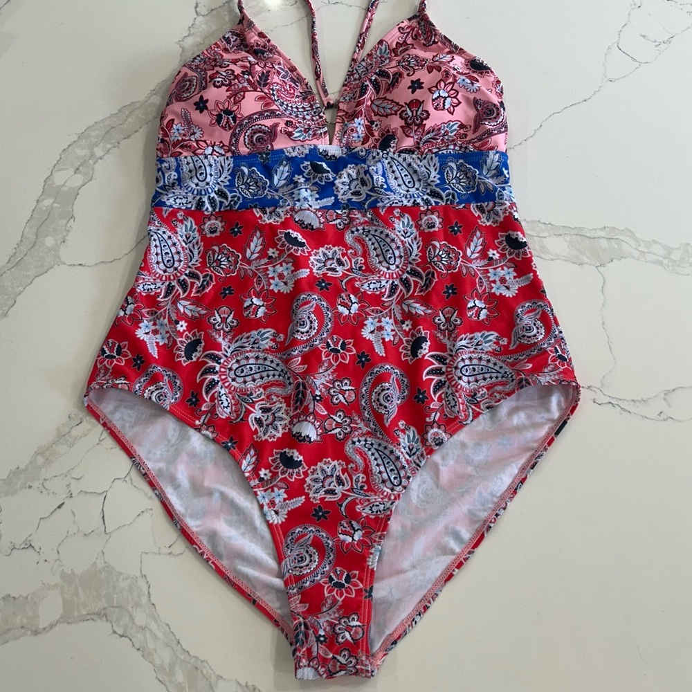 Cupshe Red and Blue One Piece V-Neck Swimsuit